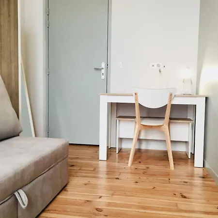 Tarbis Centre , Confort Apartment *